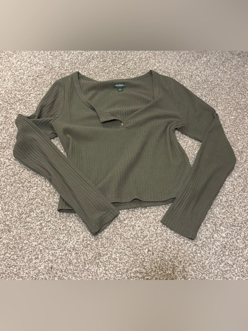 Olive Ribbed Long-Sleeve Henley Top - Women